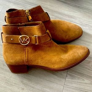 Michae Kors booties